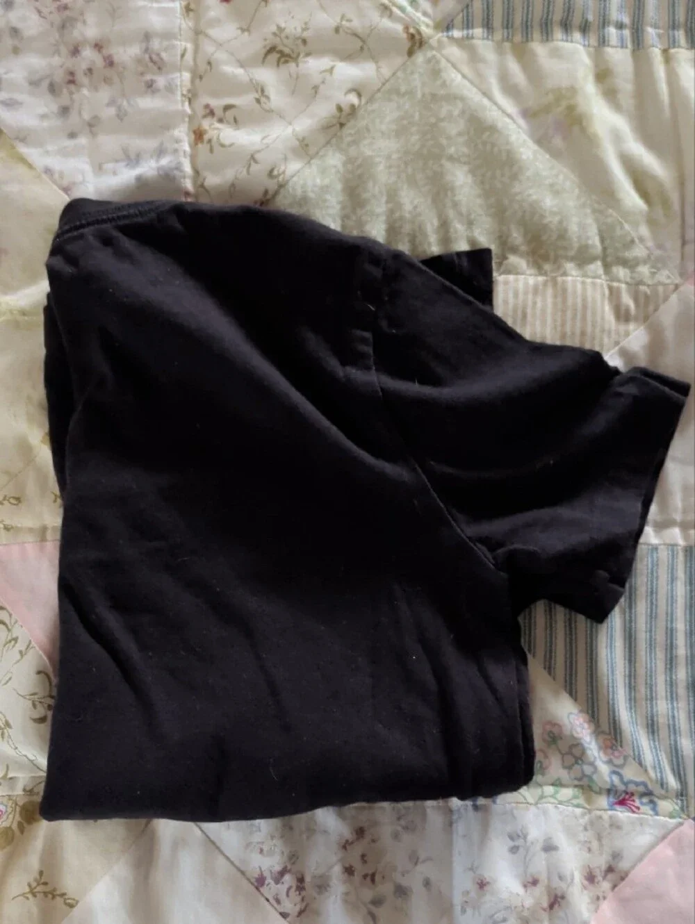 Old Navy Black T-Shirt with Gray Neckband